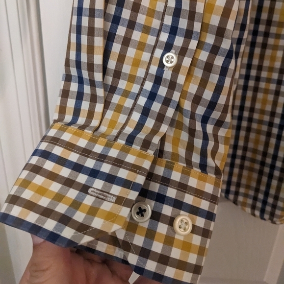 Men's BANANA REPUBLIC Camden Fit Checked Long Sleeve Button Down Shirt - Picture 7 of 7